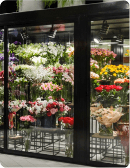 Florist making flower arrange